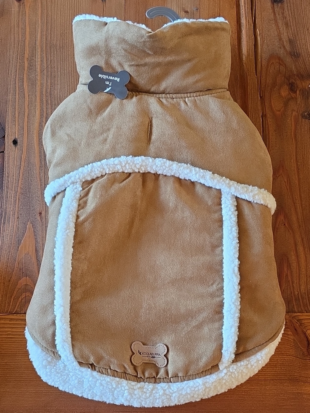 Koolaburra NWT UGG Reversible Dog Vest Coat Size Medium